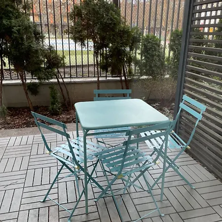 Apartman Powisle With Garage
